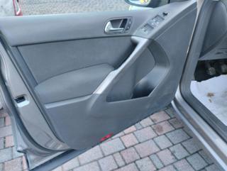 VOLKSWAGEN Tiguan usata, con Fendinebbia