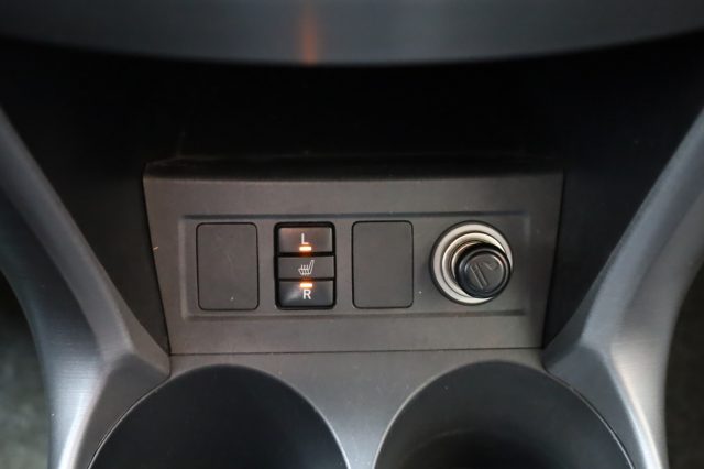 TOYOTA RAV 4 usata, con Climatizzatore automatico, 2 zone