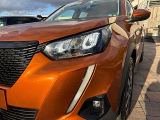 PEUGEOT 2008 usata, con Boardcomputer