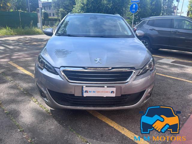 PEUGEOT 308 usata, con Airbag