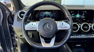 MERCEDES-BENZ GLA 200 usata, con Chiusura centralizzata