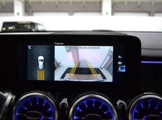MERCEDES-BENZ GLB 200 usata, con Controllo automatico clima