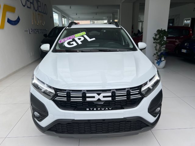 DACIA Sandero usata, con Autoradio