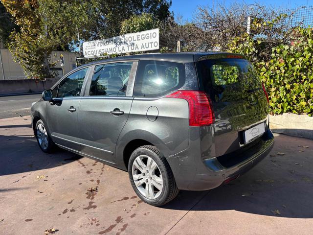 PEUGEOT 5008 usata, con Chiusura centralizzata