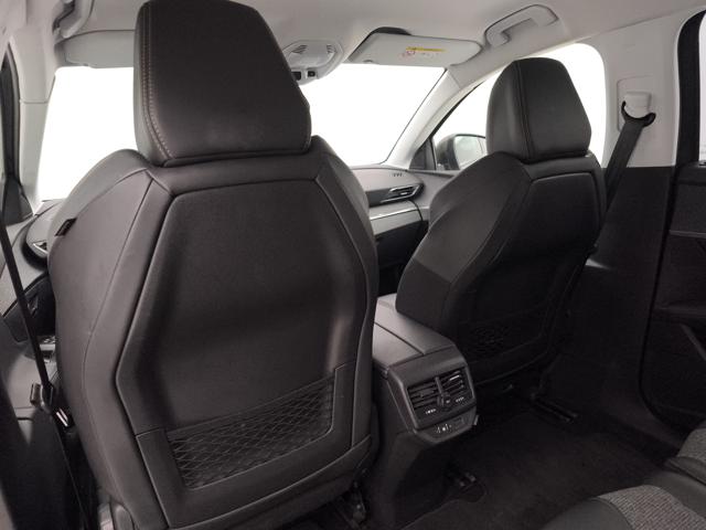 PEUGEOT 5008 usata, con Touch screen