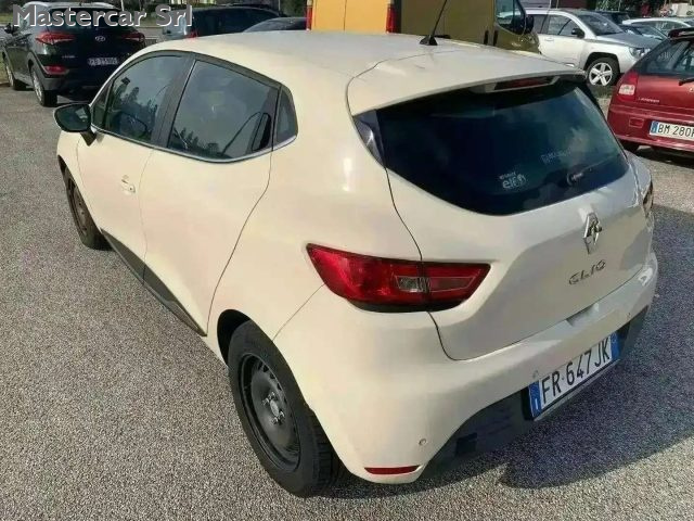 RENAULT Clio usata, con Antifurto