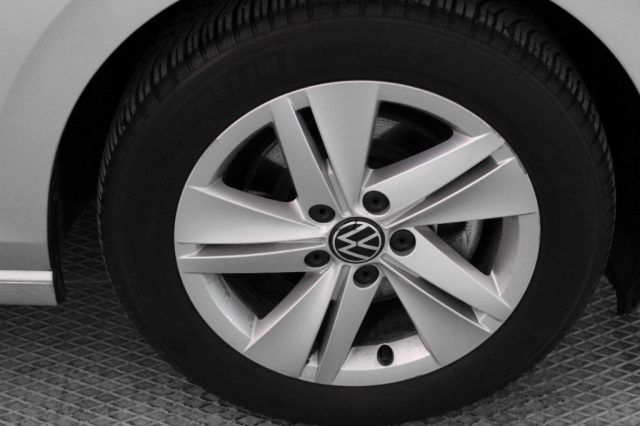 VOLKSWAGEN Golf usata, con Controllo elettronico della corsia