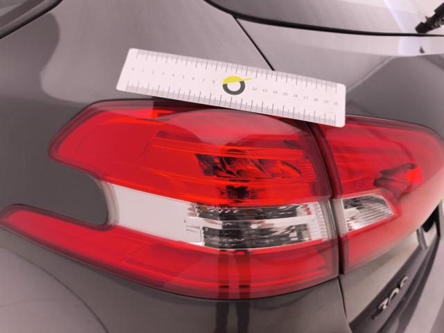 PEUGEOT 308 usata, con Sensori di parcheggio anteriori