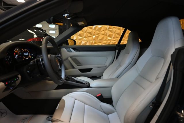 PORSCHE 992 usata 20
