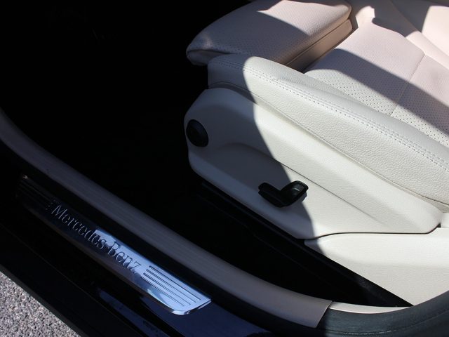 MERCEDES-BENZ GLC 300 usata, con Fari LED