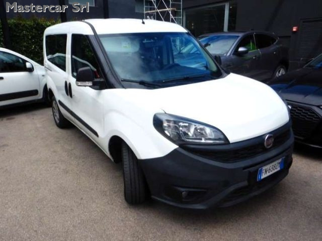 FIAT Doblo usata, con Airbag laterali
