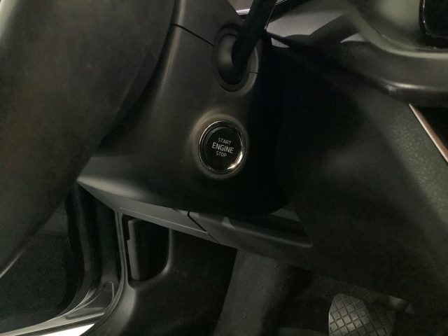 SKODA Kamiq usata, con Sensori di parcheggio posteriori
