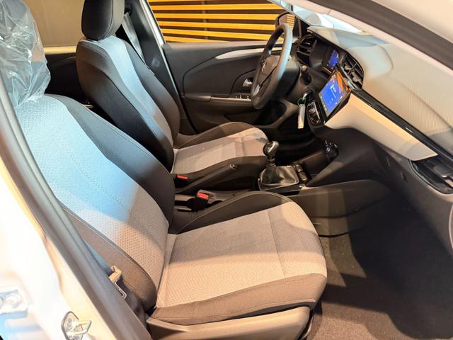 OPEL Corsa usata, con Volante in pelle