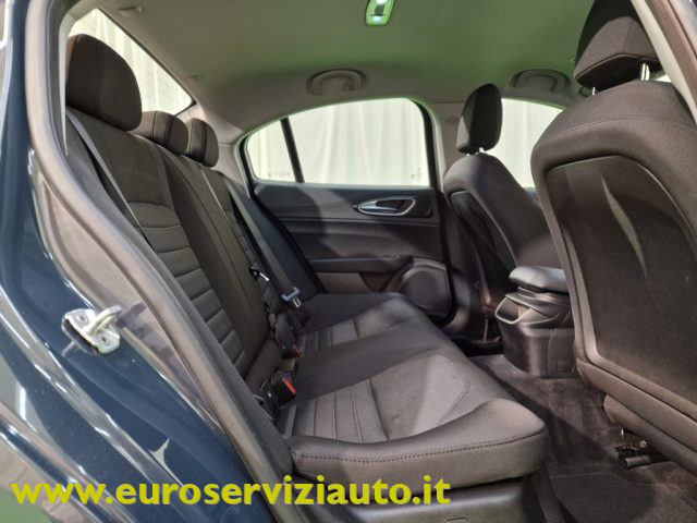 ALFA ROMEO Giulia usata, con Airbag testa