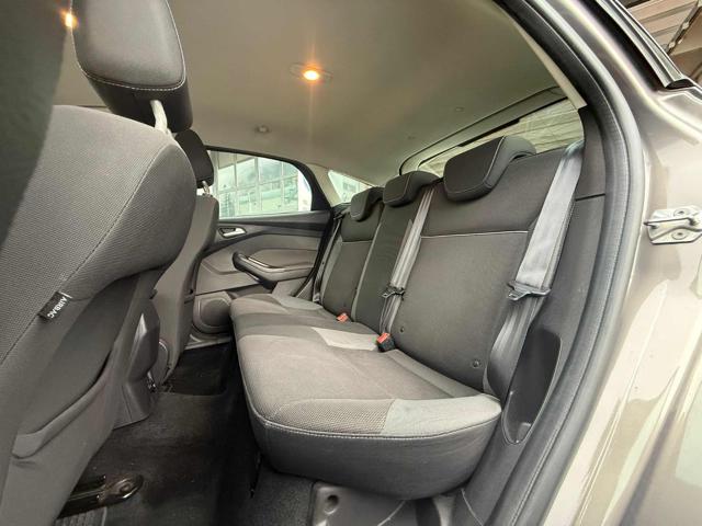 FORD Focus usata, con Sedile posteriore sdoppiato