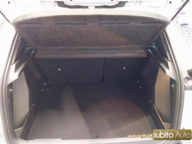 PEUGEOT 2008 usata 29