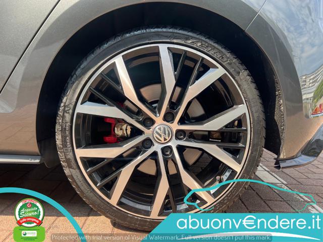 VOLKSWAGEN Golf GTI usata, con Sistema di navigazione
