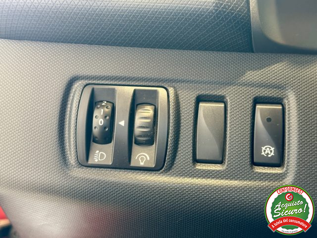RENAULT Clio usata, con Vetri oscurati