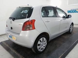 TOYOTA Yaris usata, con Airbag laterali