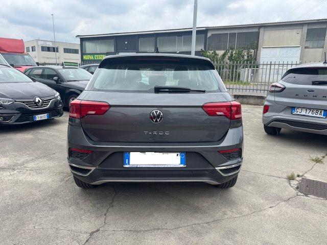 VOLKSWAGEN T-Roc usata, con Alzacristalli elettrici