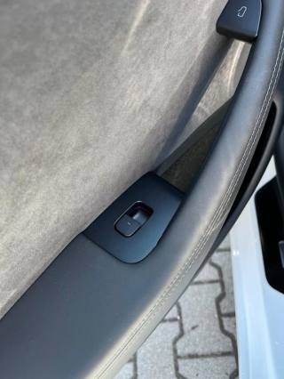 TESLA Model 3 usata, con Servosterzo