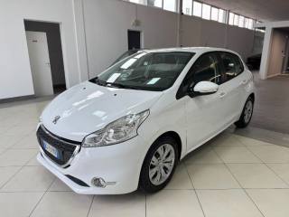PEUGEOT 208 usata, con Airbag