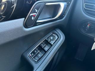 PORSCHE Macan usata, con Touch screen