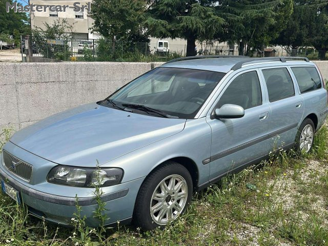 VOLVO V70 usata 0