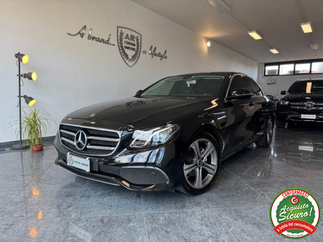 MERCEDES-BENZ E 200 usata, con Airbag