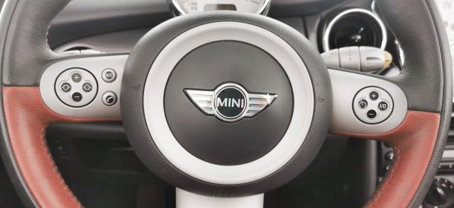 MINI Cabrio usata 40