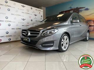 MERCEDES-BENZ B 180 usata, con Fari LED