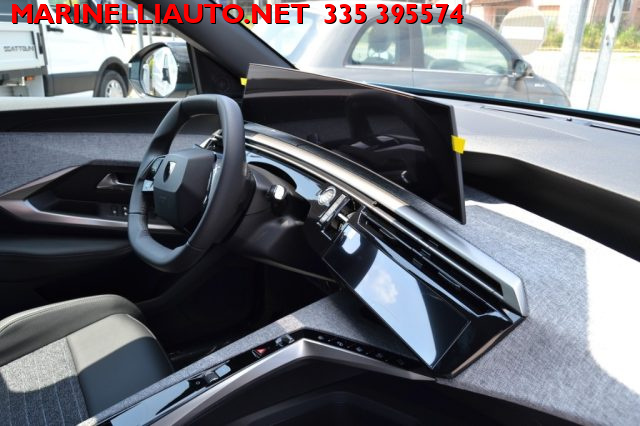 PEUGEOT 3008 usata, con Sensori di parcheggio posteriori