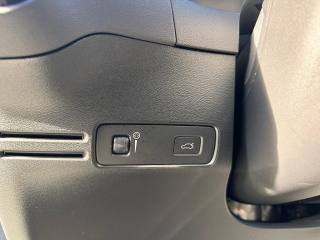 VOLVO XC40 usata, con Autoradio
