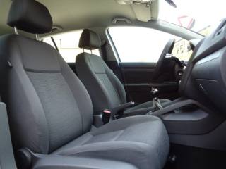 VOLKSWAGEN Golf usata, con ESP