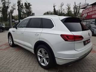 VOLKSWAGEN Touareg usata, con Antifurto