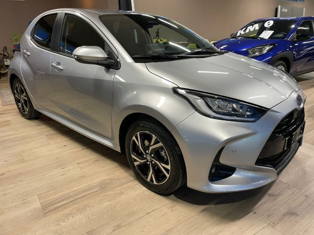 TOYOTA Yaris usata, con Cerchi in lega
