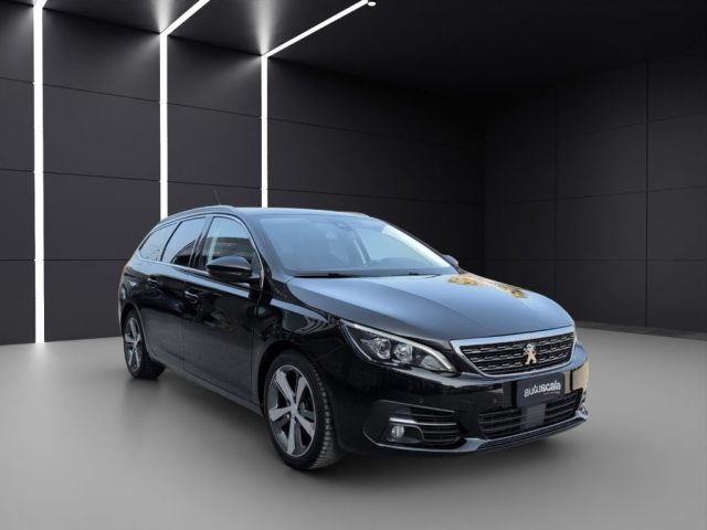 PEUGEOT 308 usata, con Cerchi in lega
