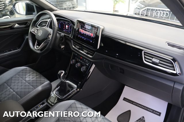 VOLKSWAGEN T-Roc usata, con Luci diurne