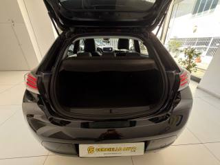 PEUGEOT 208 usata, con Volante multifunzione