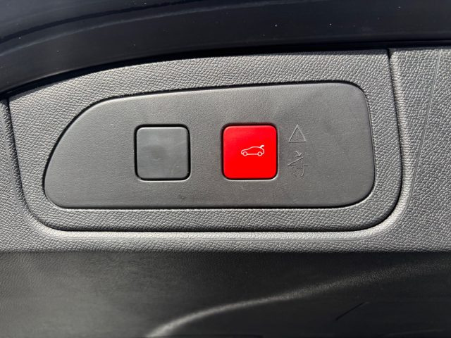 DS AUTOMOBILES DS 7 usata, con Airbag testa