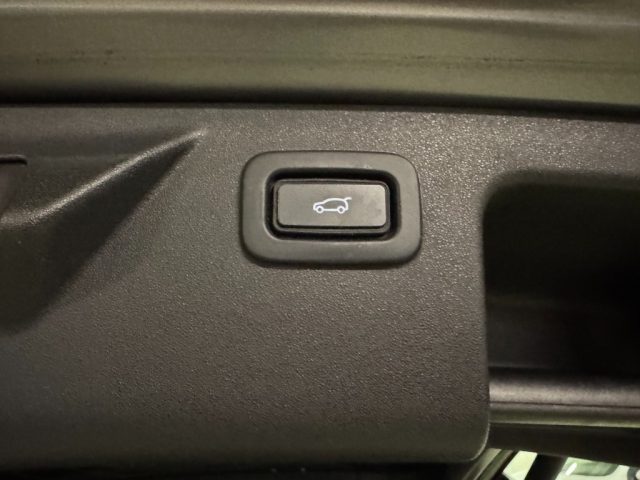 LAND ROVER Discovery Sport usata, con Sedili riscaldati