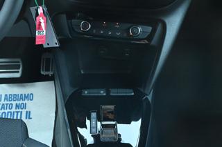 OPEL Corsa usata, con USB