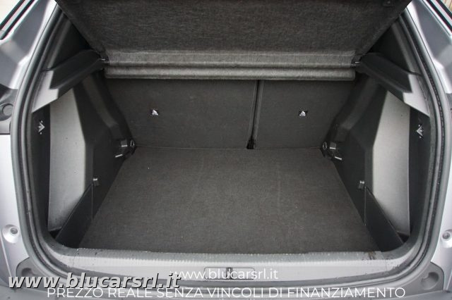 PEUGEOT 2008 usata, con Fari LED