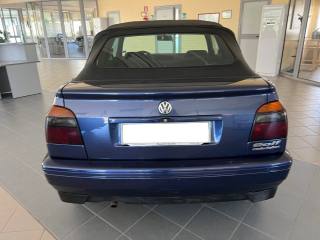 VOLKSWAGEN Golf Cabriolet usata, con Servosterzo