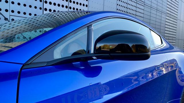 ASTON MARTIN Vantage usata, con Luci diurne LED