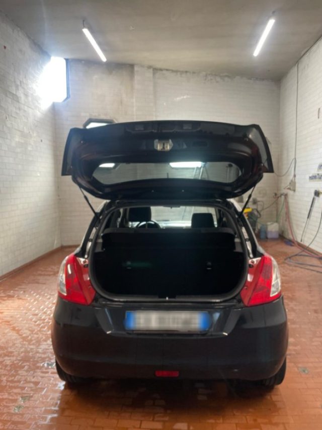 SUZUKI Swift usata, con Alzacristalli elettrici