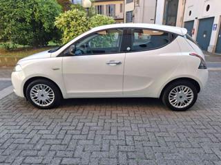 LANCIA Ypsilon usata, con Airbag