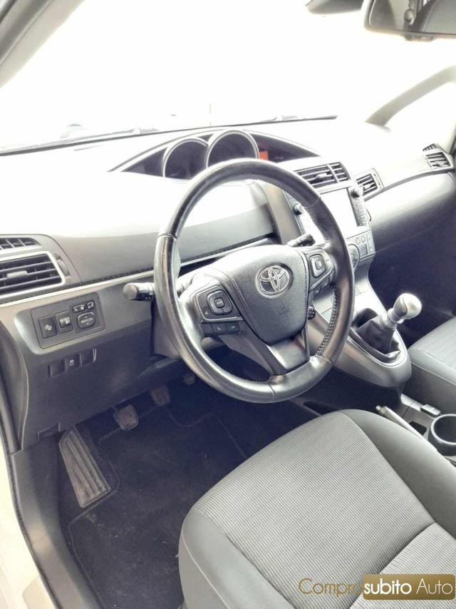 TOYOTA Verso usata, con Cruise Control