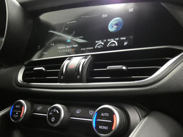 ALFA ROMEO Giulia usata, con Fari LED