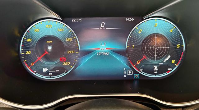 MERCEDES-BENZ GLC 220 usata, con Park Distance Control